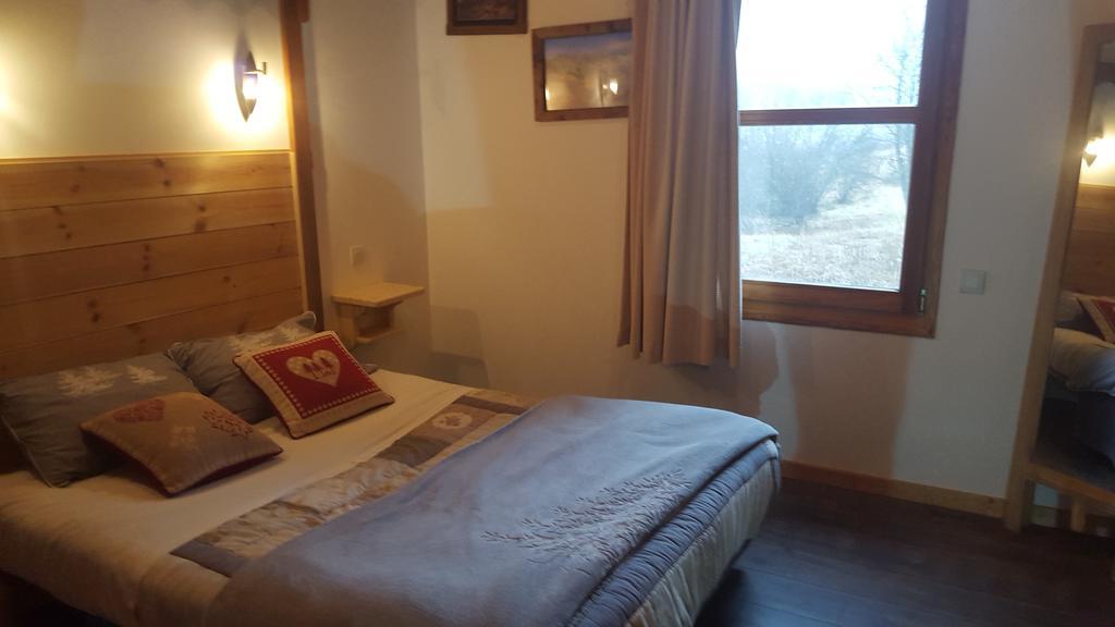 Un Brin Cosy Névache Buitenkant foto