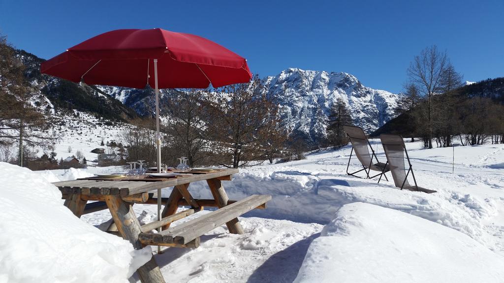 Un Brin Cosy Névache Buitenkant foto